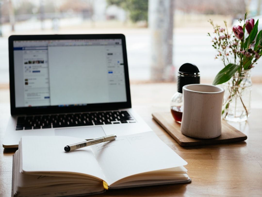 Odoo • Image and Text
